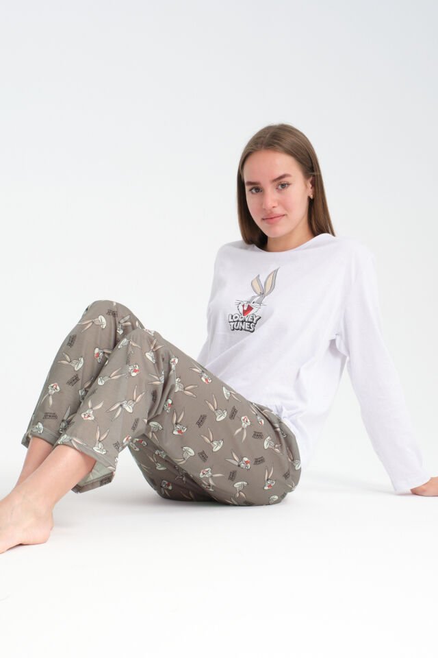 Uzun Kollu Bugs Bunny Baskılı Pijama Takımı