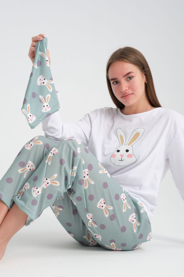 Uzun Kollu Rabbit Baskılı Pijama Takımı