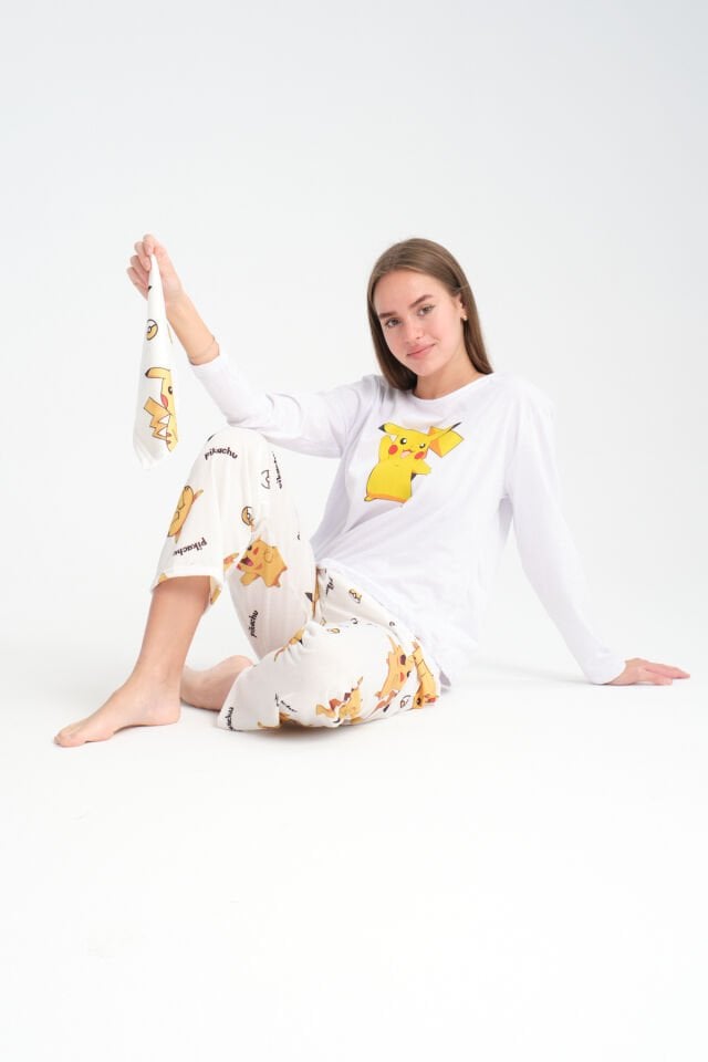 Uzun Kollu Beyaz Pikachu Baskılı Pijama Takımı