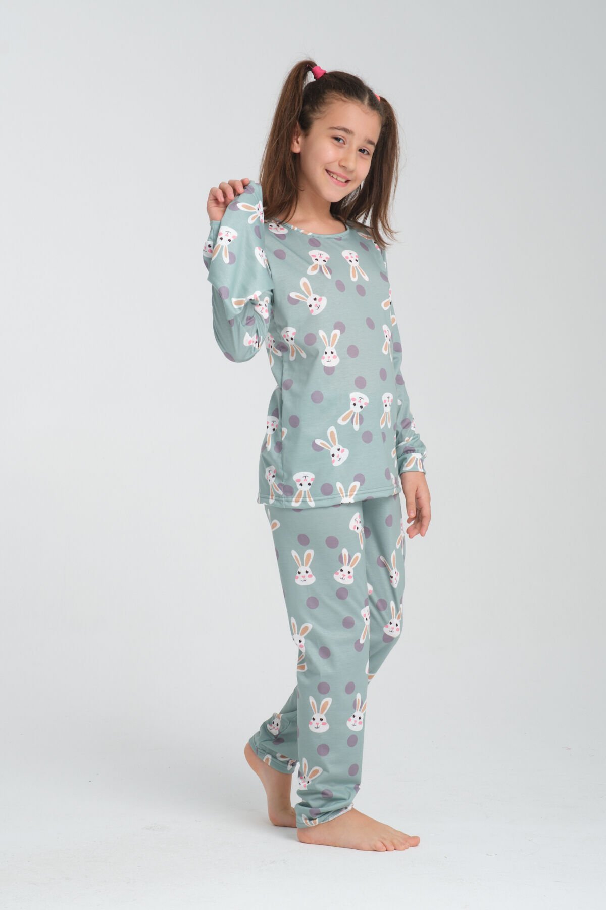 Rabbit Desenli Çocuk Pijama Takımı