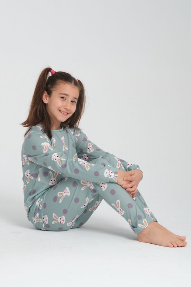 Rabbit Desenli Çocuk Pijama Takımı